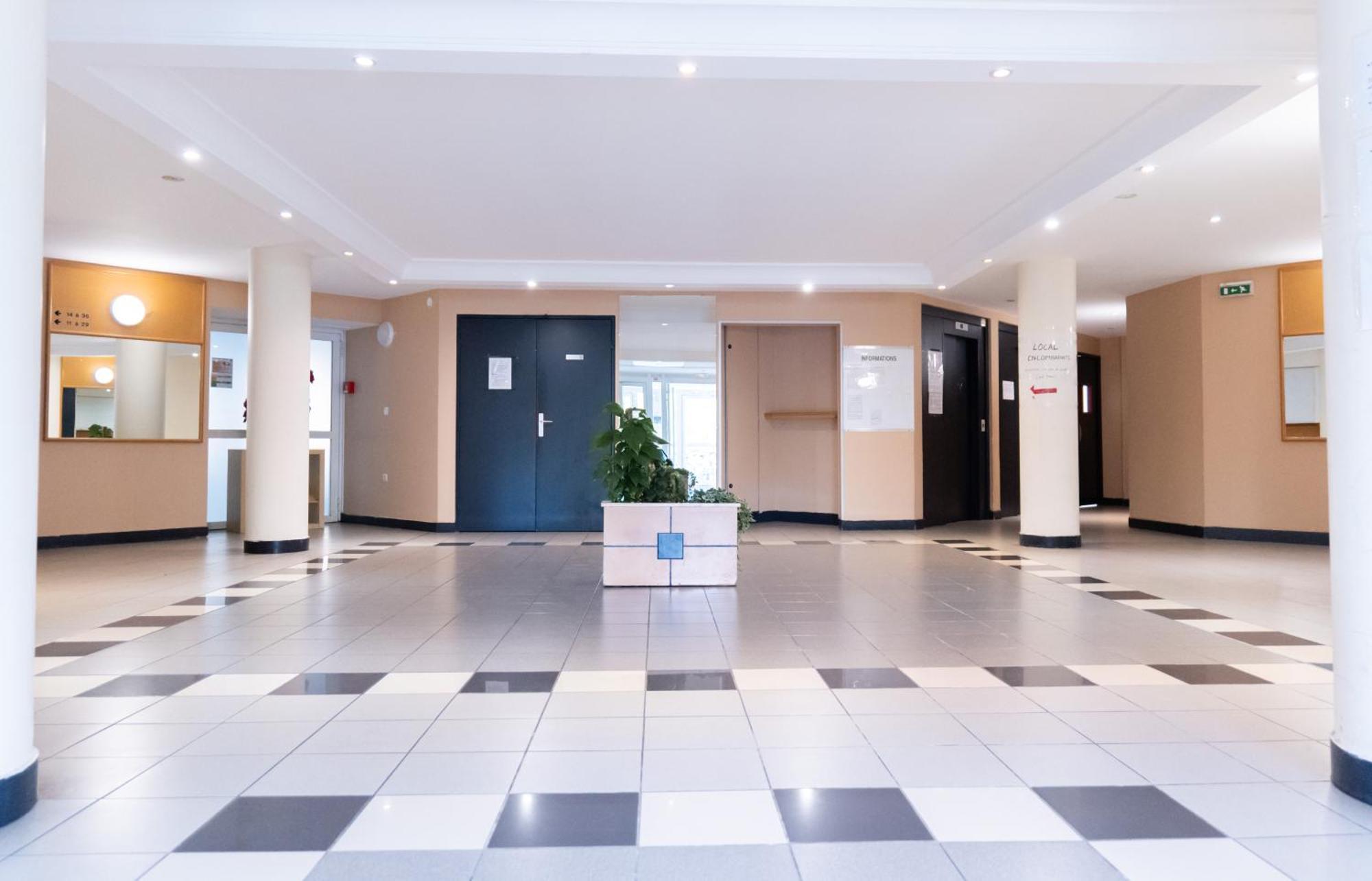 Cosy Appartement - 4 Personnes - Disneyland & Paris Бюссі-Сен-Жорж Екстер'єр фото